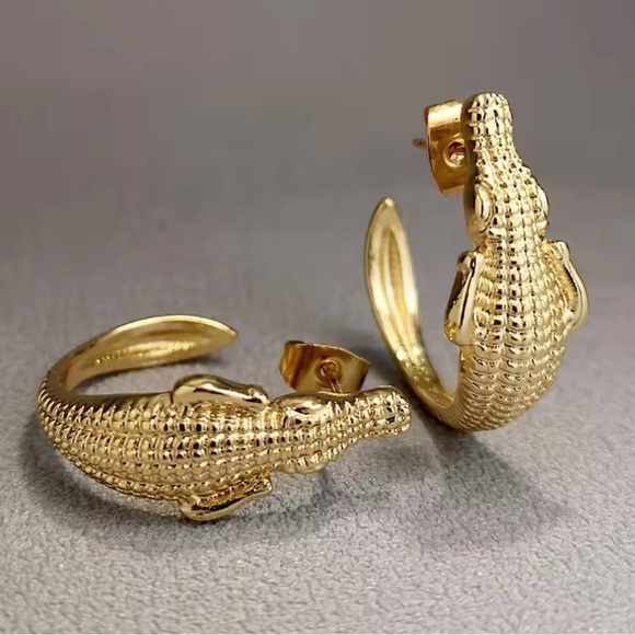 Alligator Gold Textured Hoop Statement Earrings - Picture 3 of 4